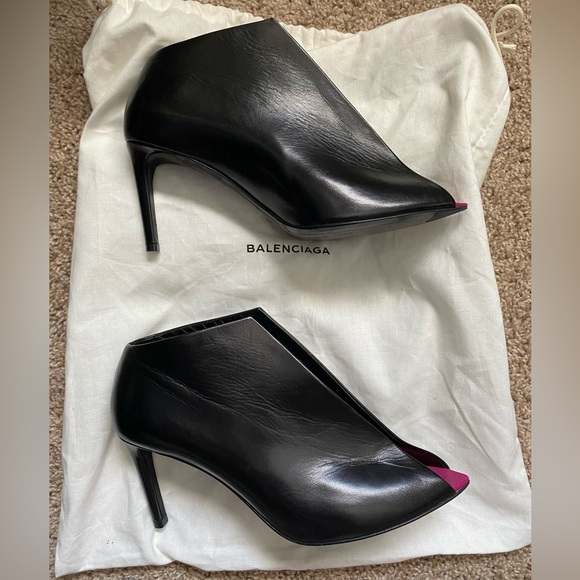 Authentic BALENCIAGA, open-toed *RARE* pumps, NWOT - Picture 1 of 10